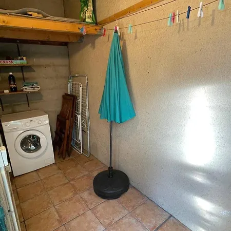 T3 Climatisee Pour 6 Avec Piscine Et Parking Au Cap D'agde - Fr-1-607-239