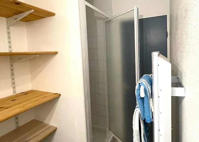T3 Climatisee Pour 6 Avec Piscine Et Parking Au Cap D'agde - Fr-1-607-239 Agde